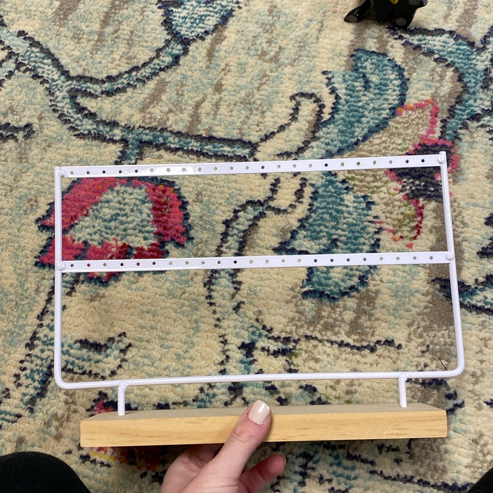 Earring holder